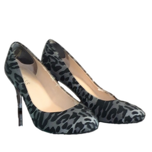 GUESS Leopard Print Heels Size 8